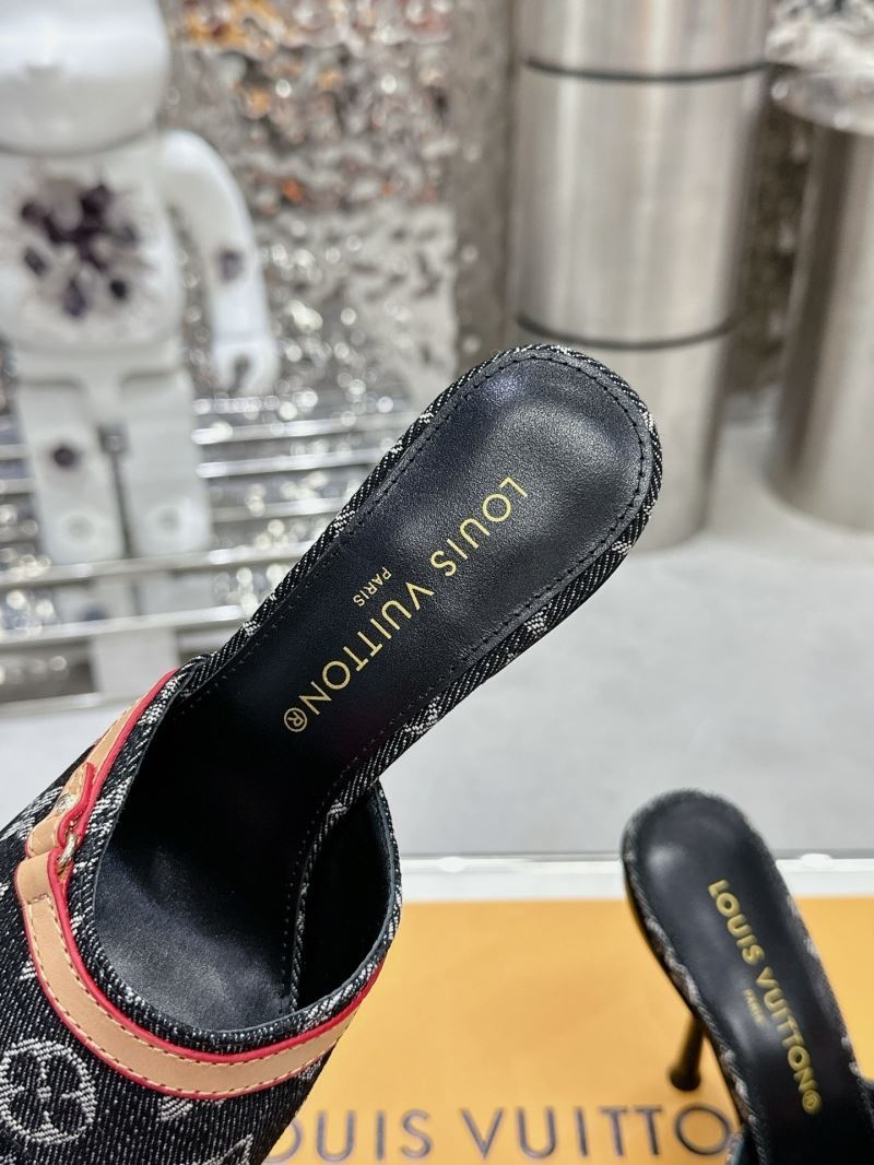 Louis Vuitton Slippers